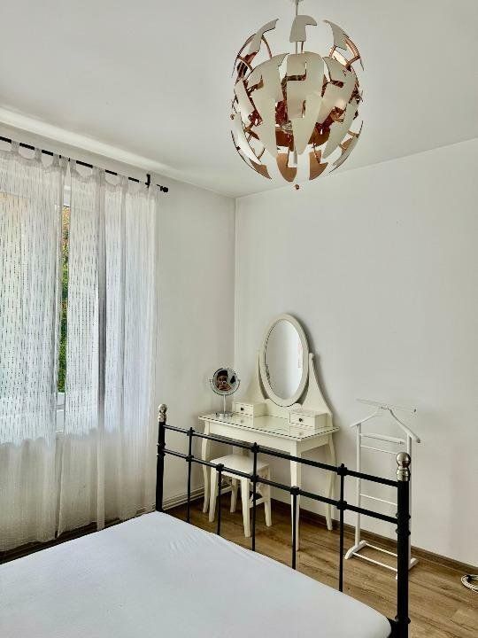 Apartament de închiriat în Floreasca: 2 Camere, 51mp, Mobilat şi Utilat Modern - Poză 13