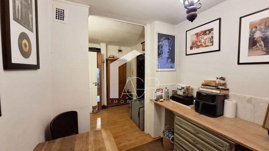 Apartament cu 2 camere, semidecomandat, zona Paltinis - Poză 6