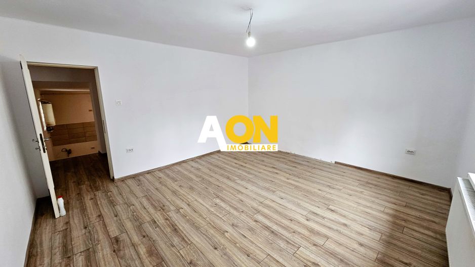 Casa de locuit si spatiu comercial, Cetate - Poză 9