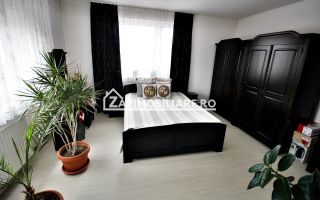 Casa 4 camere+spatiu comercial 420mp.6 bai,720mp teren - Poză 3