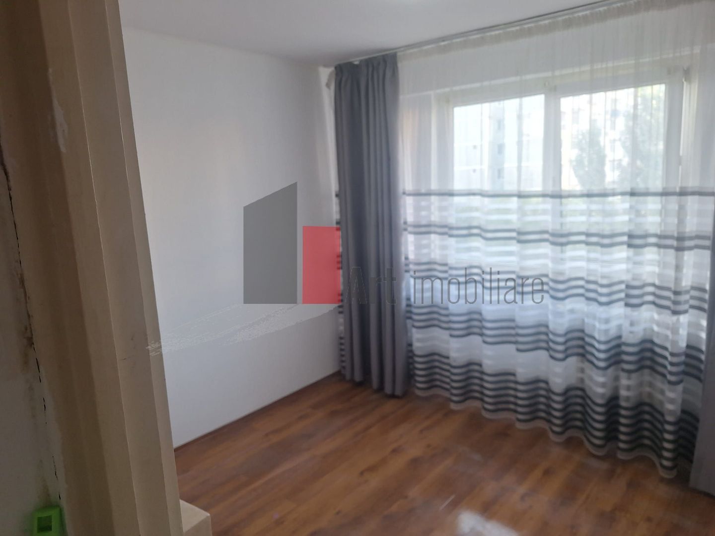 Vânzare apartament decomandat 2 camere - Metrou Lujerului - Poză 2