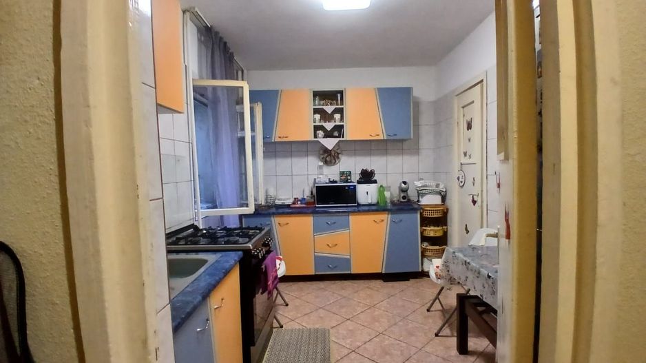 Apartament 3 camere de vanzare Lujerului - Poză 6
