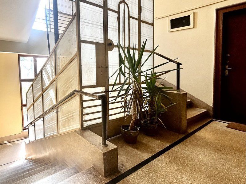 Apartament patrimoniu, 130 mp, cu garaj, et 1, in Piața Victoriei- Primărie - Poză 19