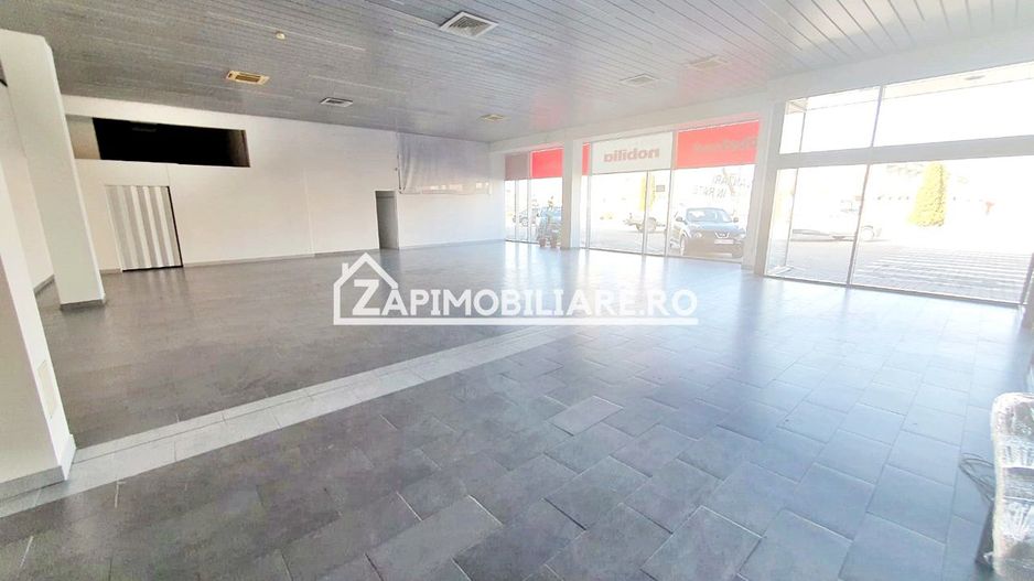 Spatiu Comercial 200 mp.2 băi,zona Ambiet cu parcare - Poză 4