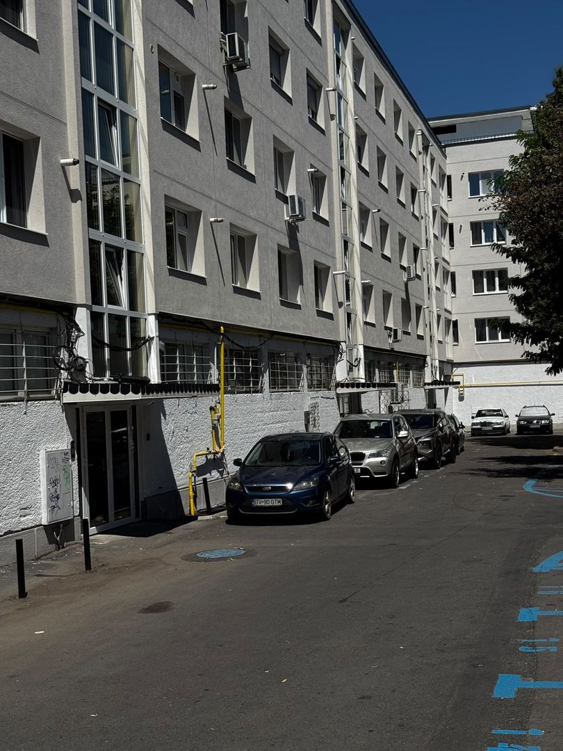 Genul de locuință în care intri și simți că nu mai ai nimic de făcut - Poză 11