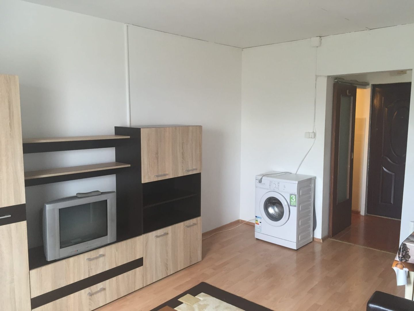 Garsoniera zona Pasaj -Coca Cola 3/4,mobilata și utilata,39500 euro. - Poză 3