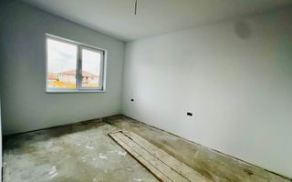 Duplex nou cu 5 camere despartit prin garaj - Dumbravita - Poză 14