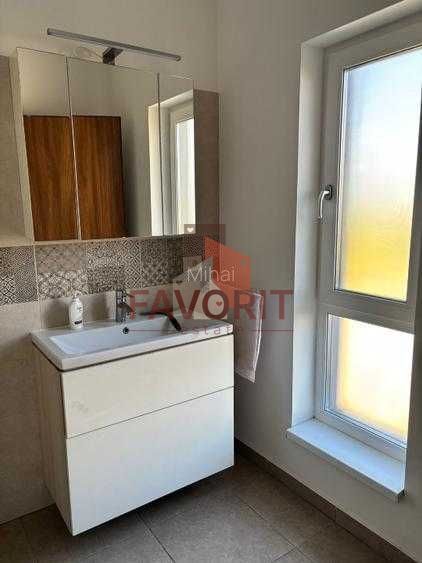 Curte proprie. Zona linistita . Mobilat si utilat - Poză 7