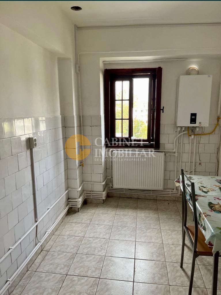 Apartament cu 3 camere semidecomandat zona Dacia - Poză 3