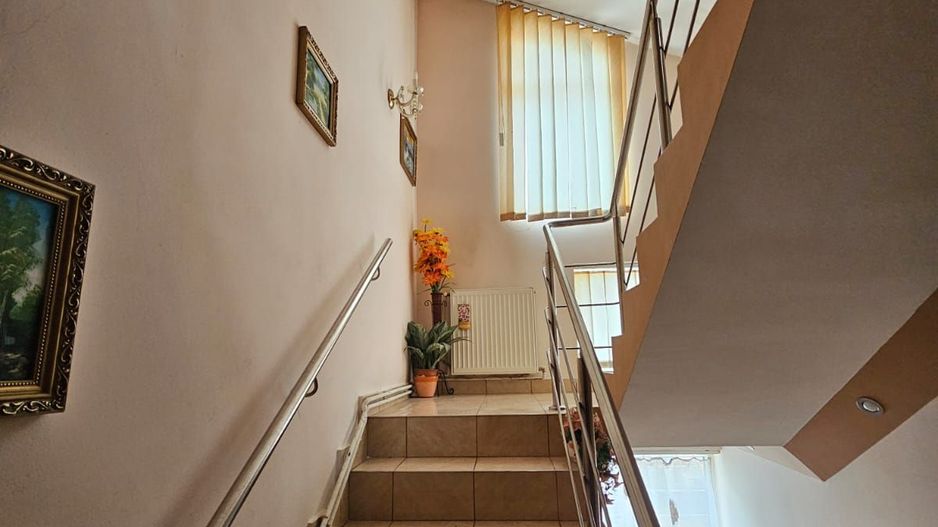 Casa- zona Spitalul nr1 - Poză 26