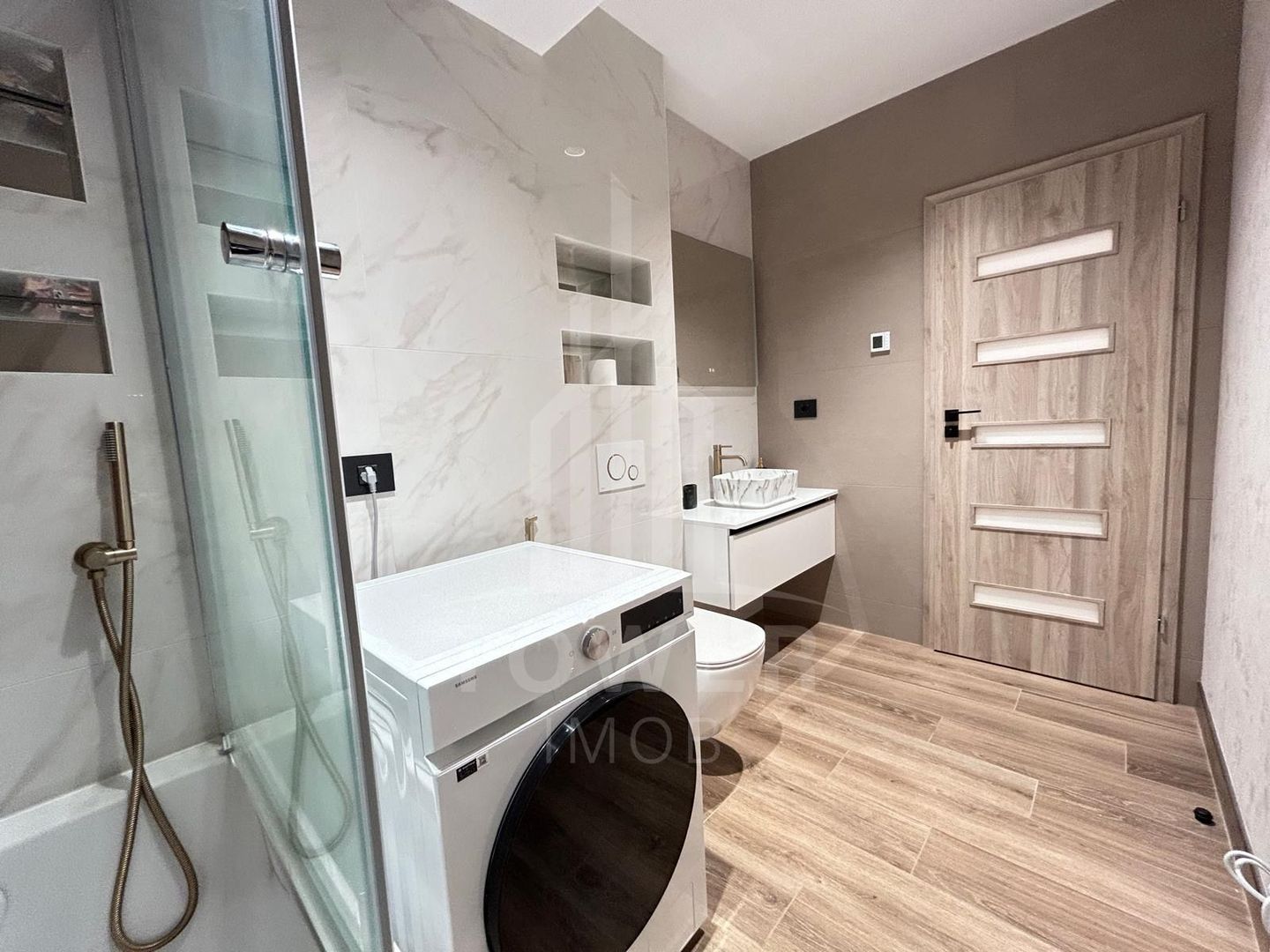 Tower Imob oferă Apartament 2 camere de lux - Poză 11
