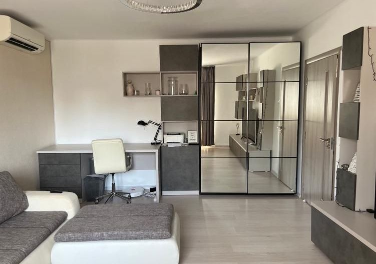 Vanzare Apartament 2 Camere Intre Nerva Traian si Mall Vitan - Poză 3