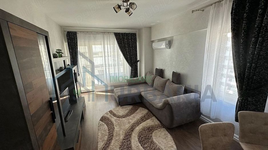 Inchiriez apartament 2 camere Royal Town Copou - Poză 2