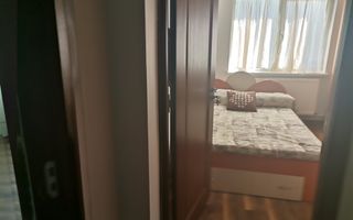 Vanzare apartament 3 camere, Gavana, zona Piata - Poză 6