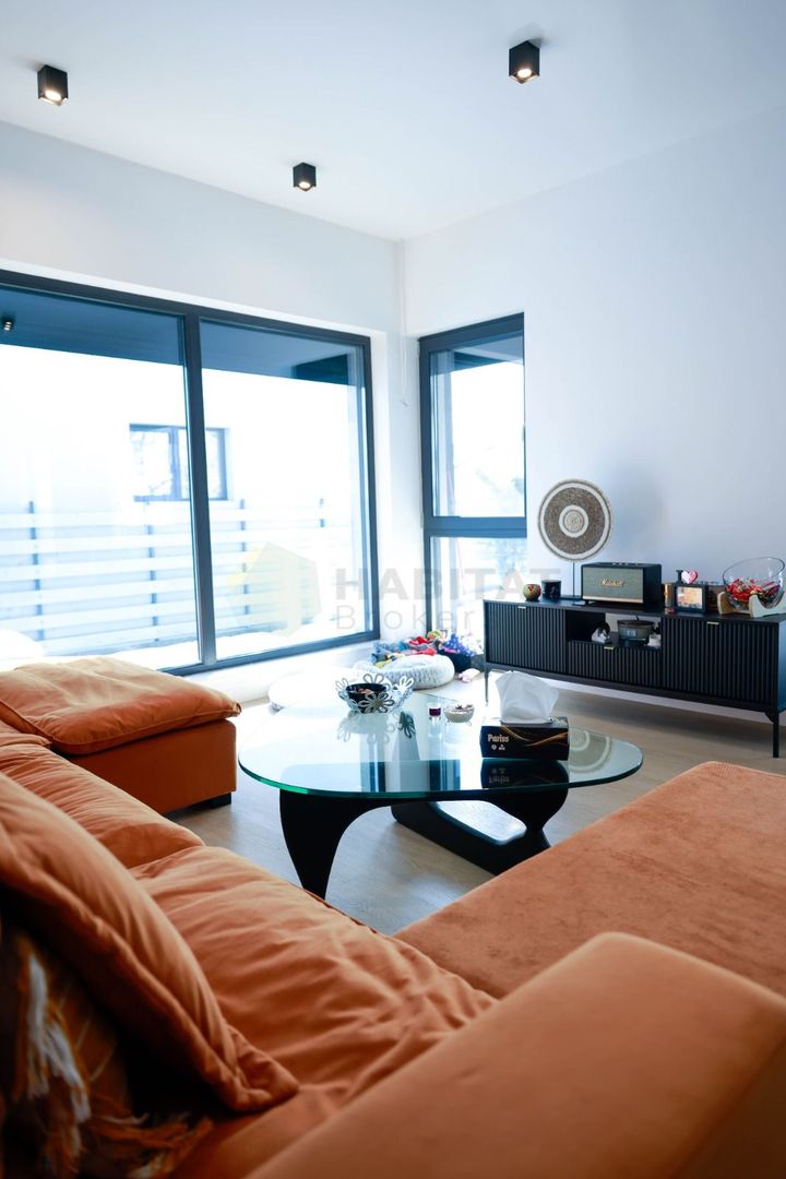 Vilă individuală Corbeanca | design modern, curte amenajată - Poză 7