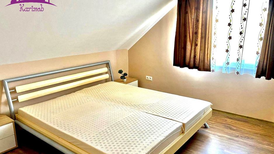 Casa lux in localitatea Sânmartin - Poză 9