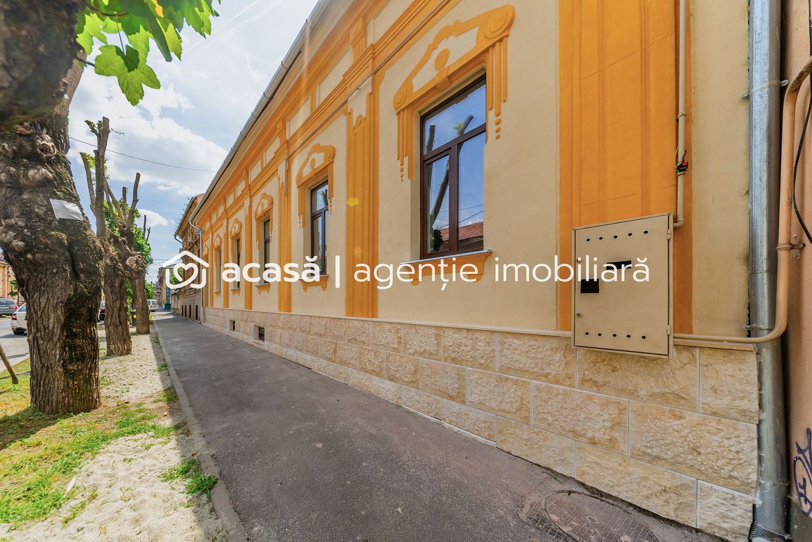 Vilă cu caracter, renovată complet, str. George Coșbuc - Poză 3