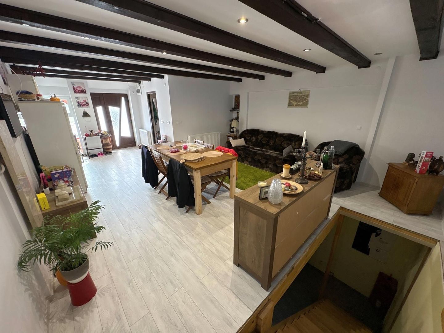 Casă de vanzare 6 camere 220 m² utili cu 376 M² teren la șosea - Poză 4