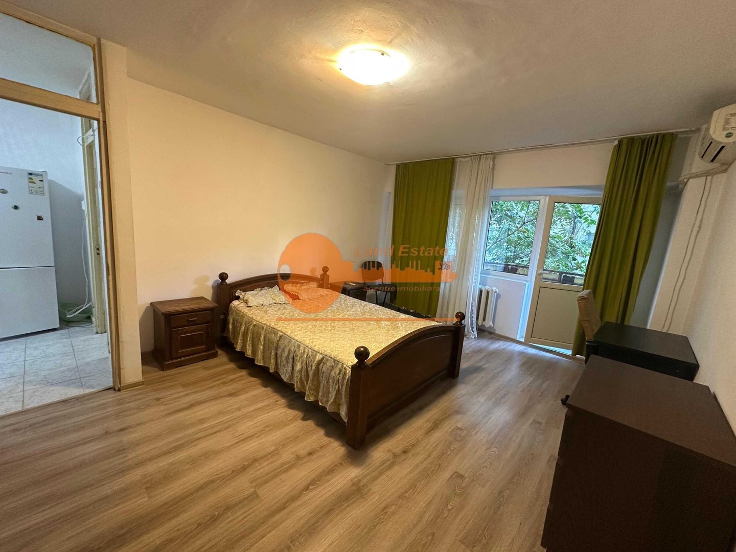 Garsoniera Lujerului-Teatru Masca ( 40 mp-450 m metrou) - Poză 1