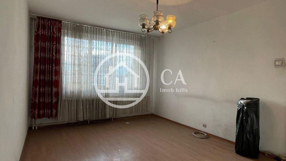 Apartament de vânzare cu 3 camere în zona Nufarul, Oradea - Poză 1