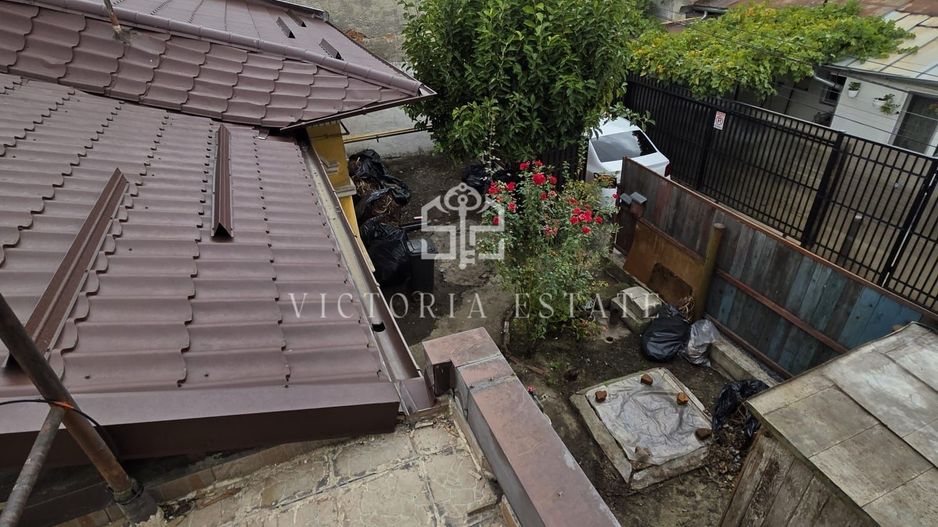 Casă de vânzare în Ploiești 4 camere - Poză 4