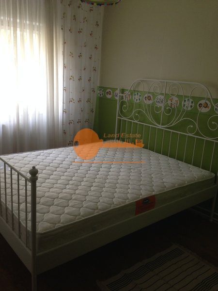 Apartament cu 3 camere in zona Gorjului( centrala proprie) - Poză 7