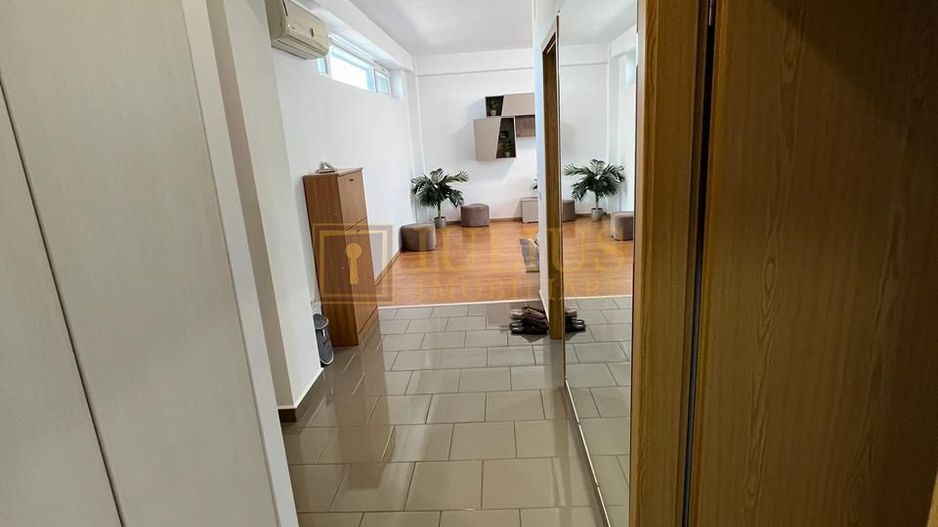 2 camere,  Zona Lipovei, apartament modern, loc de parcare, disponibil imediat - Poză 5