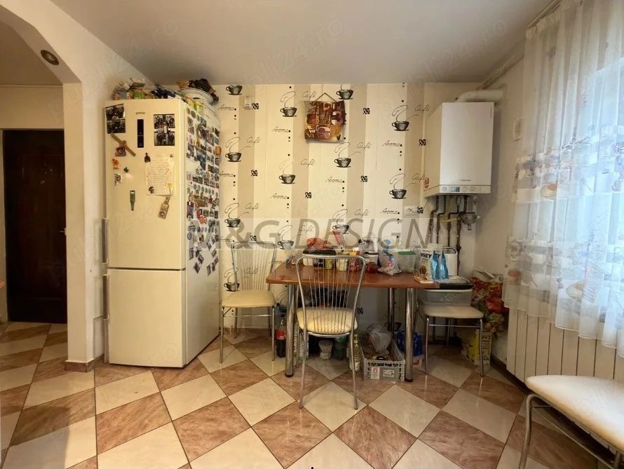 Apartament 3 camere  Soarelui etaj 1 - Poză 8