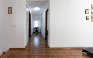 Casă/Vilă cu 4 camere, Buhuși - Poză 15