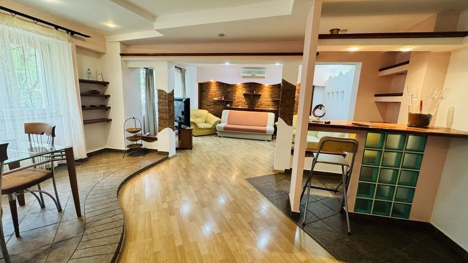 Închiriere Apartament 3 camere, 80 mp, modern, centrală proprie, Mihai Bravu - Poză 1