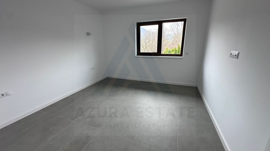 Casă premium complet utilata 5 camere 3 bai teren 427 mp în Cisnădie - Poză 7
