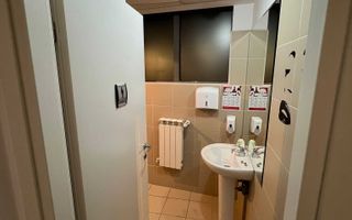 220 m2- studio dans de închiriat Sector 4, București - Poză 3