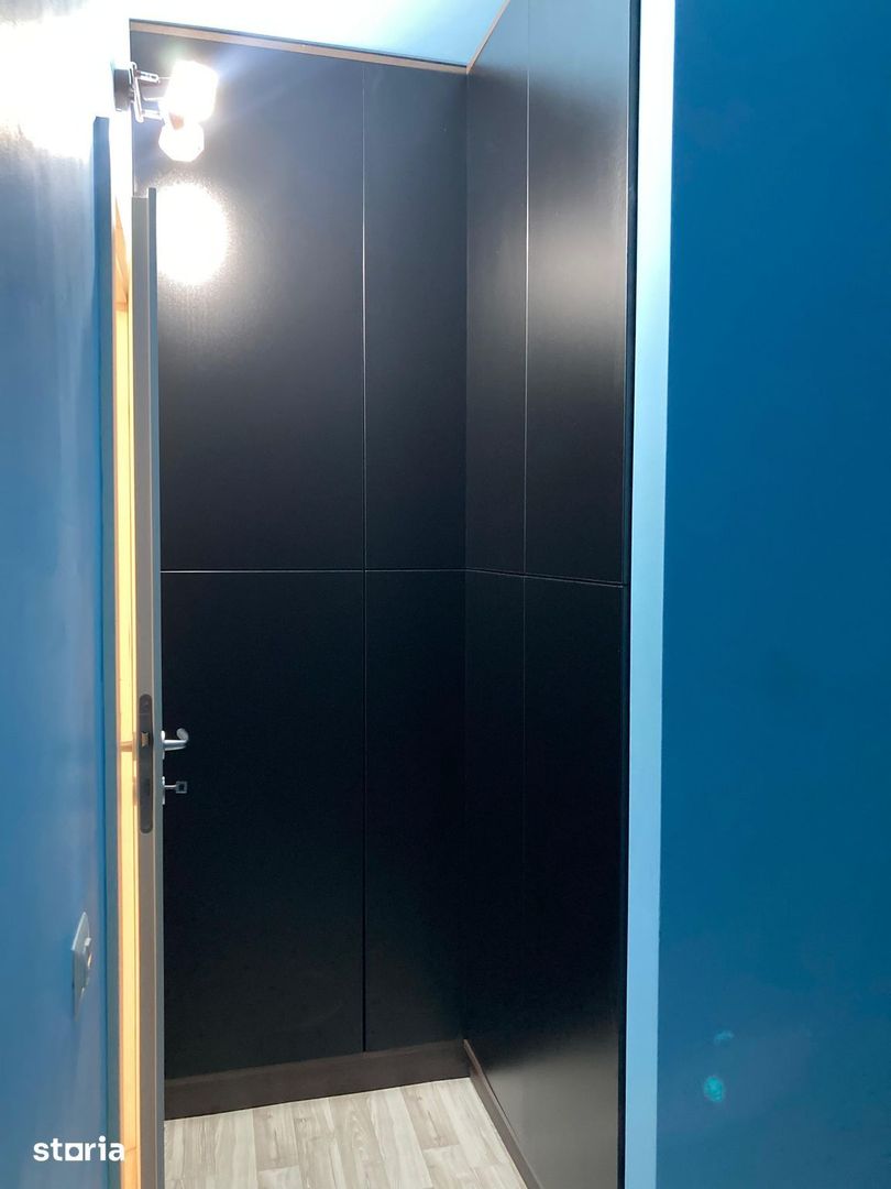 Vând apartament 3 camere, mobilat și utilat cu loc de parcare inclusă - Poză 12