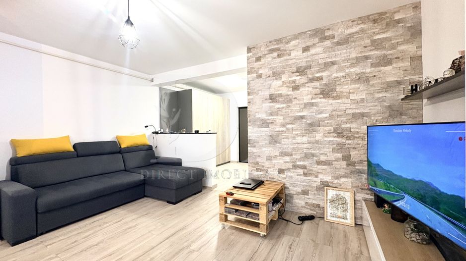 Apartament cu 2 camere-Zona Eroilor Floresti - Poză 3