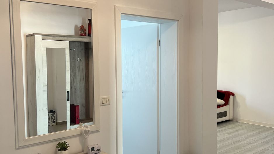 Apartament cu 2 camere de închiriat în Giroc - Poză 2