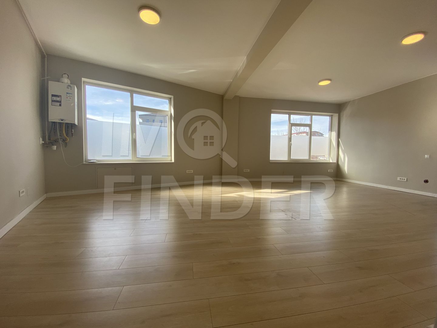 Inchiriere spatiu birou, Buna Ziua 65 mp - Poză 3