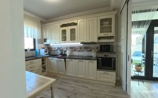 Casă complet mobilată și utilată, cu grădină amenajată | teren 500 mp - Poză 9