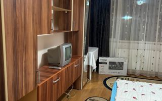 GARSONIERĂ DE ÎNCHIRIAT – ETAJ 2 | 250 €/LUNĂ - Poză 3