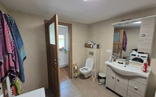 BRASADAS vinde casa familiara cu gradina in zona Titulescu. - Poză 6