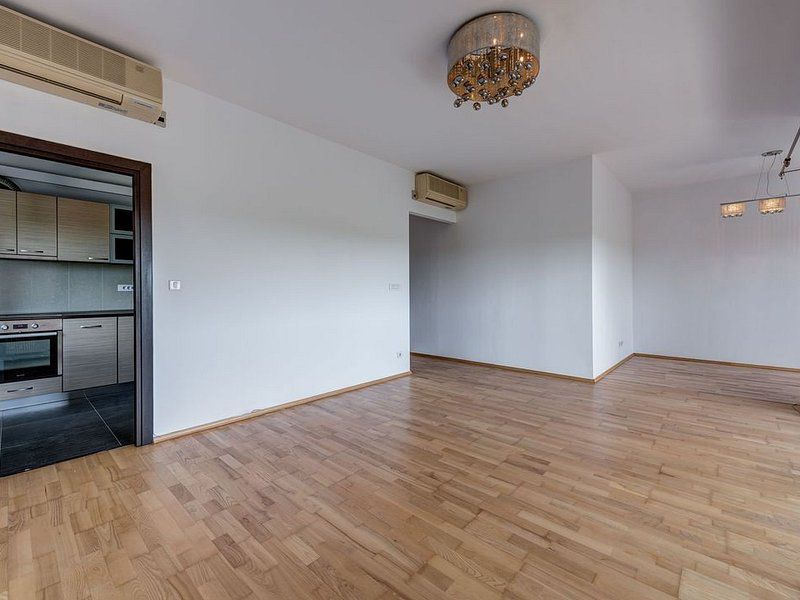 Apartament 4 camere 125 mp+parcare+boxa in Natura Residence - Poză 16