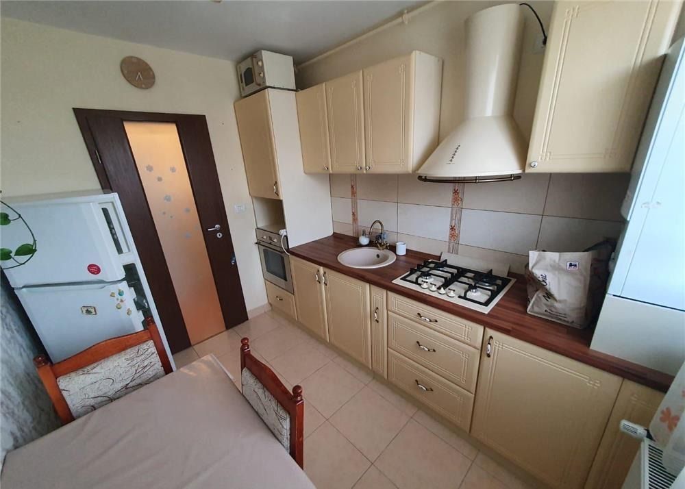 Vand apartament 2 camere bloc nou Iris,et 8,terasa 20mp - Poză 2
