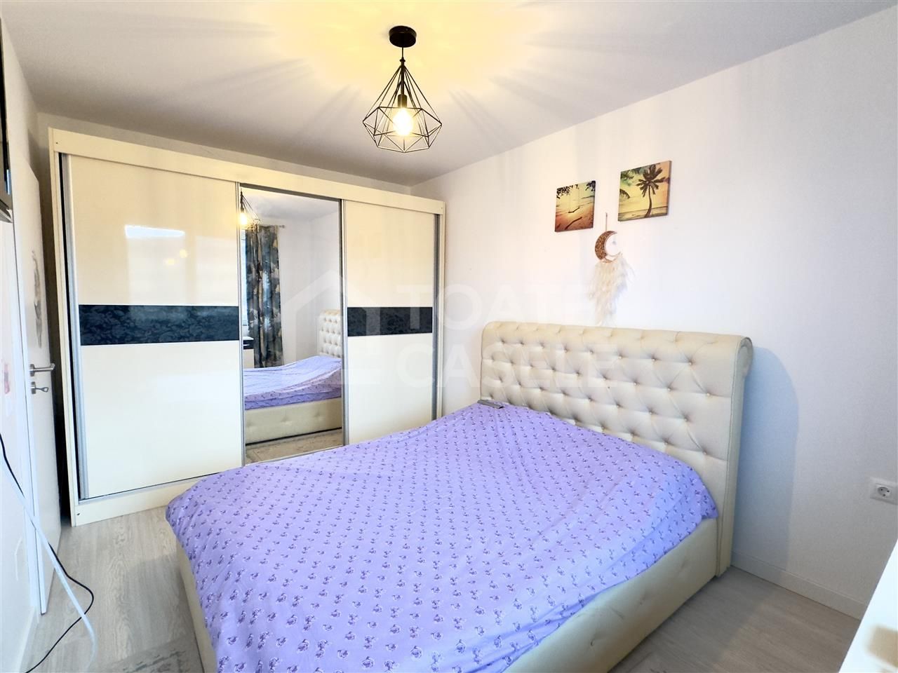 Apartament cu 2 camere, mobilat, utilat, garaj, zona Beta Residence - Poză 3