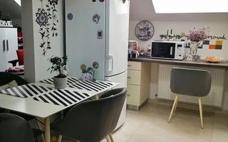 Apartament elegant cu 3 camere în Zorilor - Poză 2