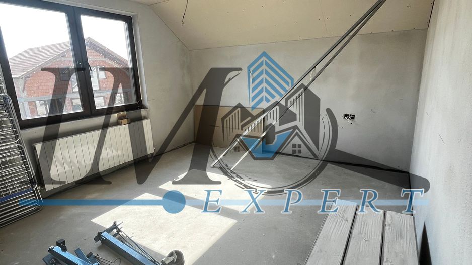 Casa semi finalizată de vânzare in Lancram - Poză 4