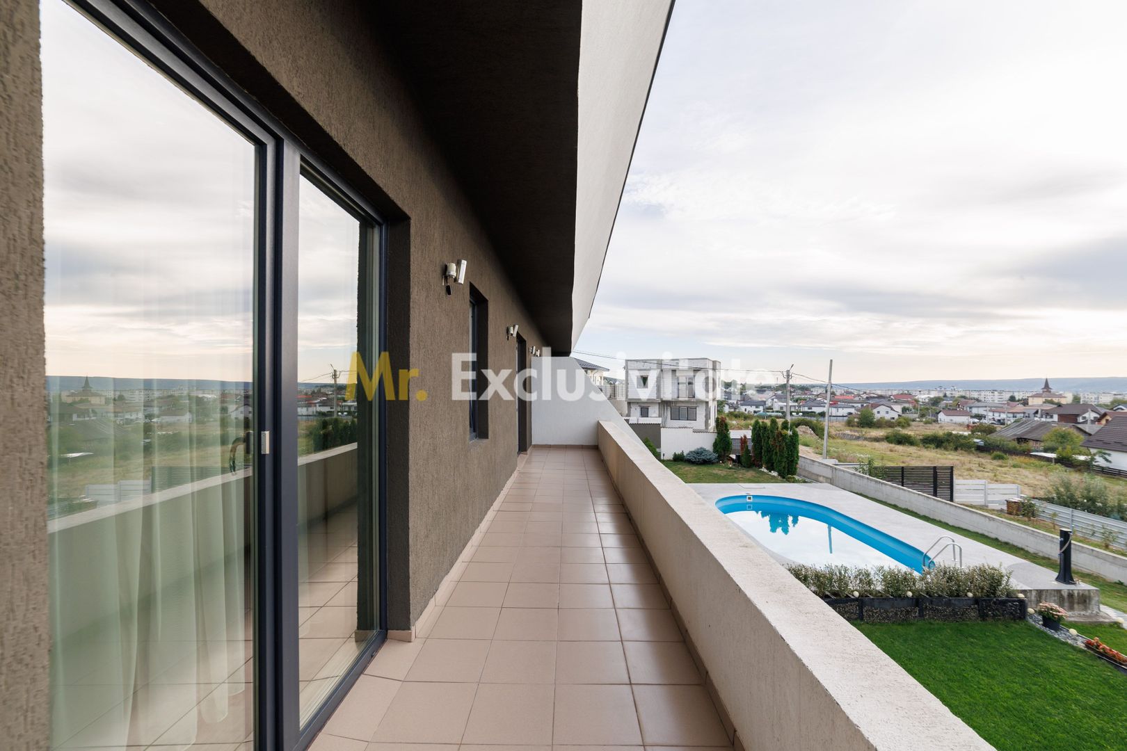 Casa moderna, constructie solida -view panoramic -Mioveni-Arges! - Poză 17