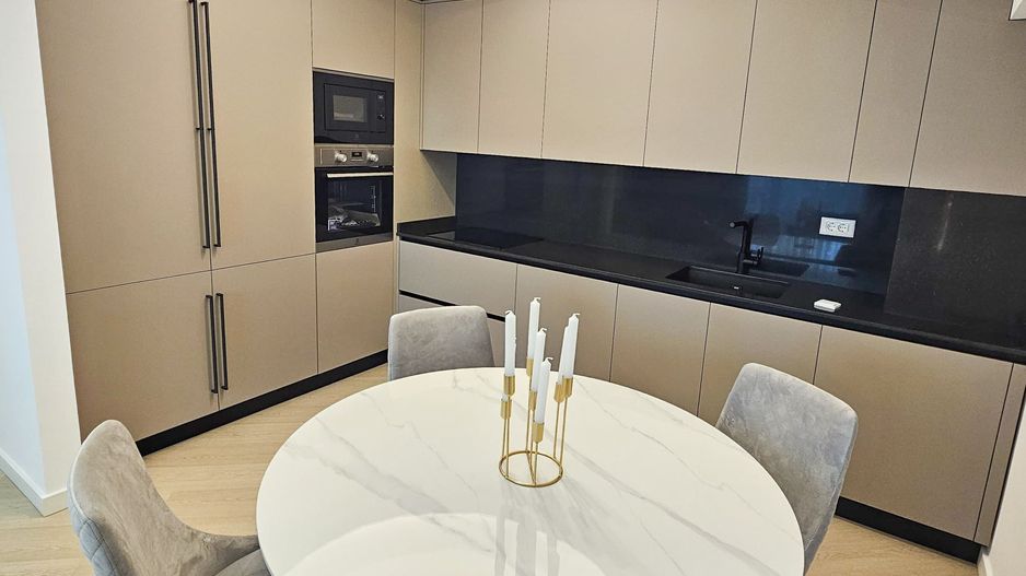 Cortina North | Închiriere Apartament 3 camere | Loc de parcare - Poză 4