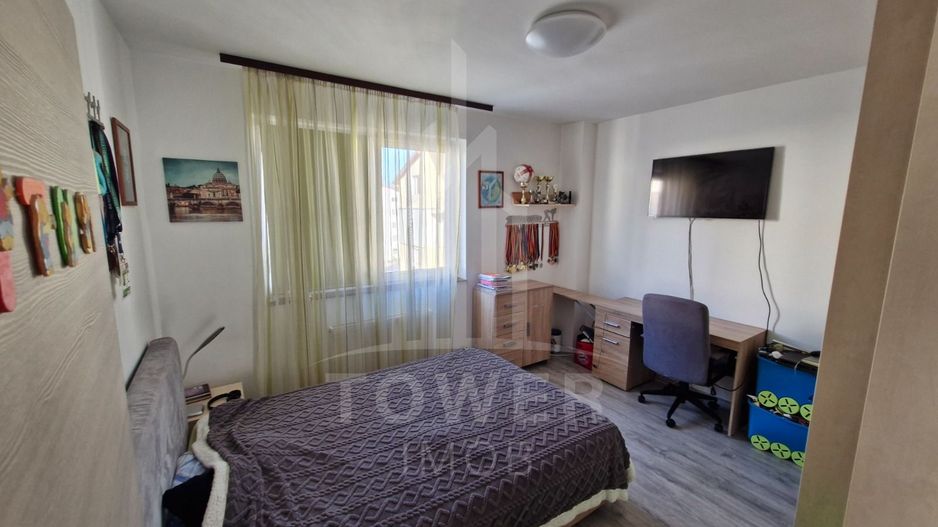 Apartament cu 3 camere - Frunzei - Poză 5