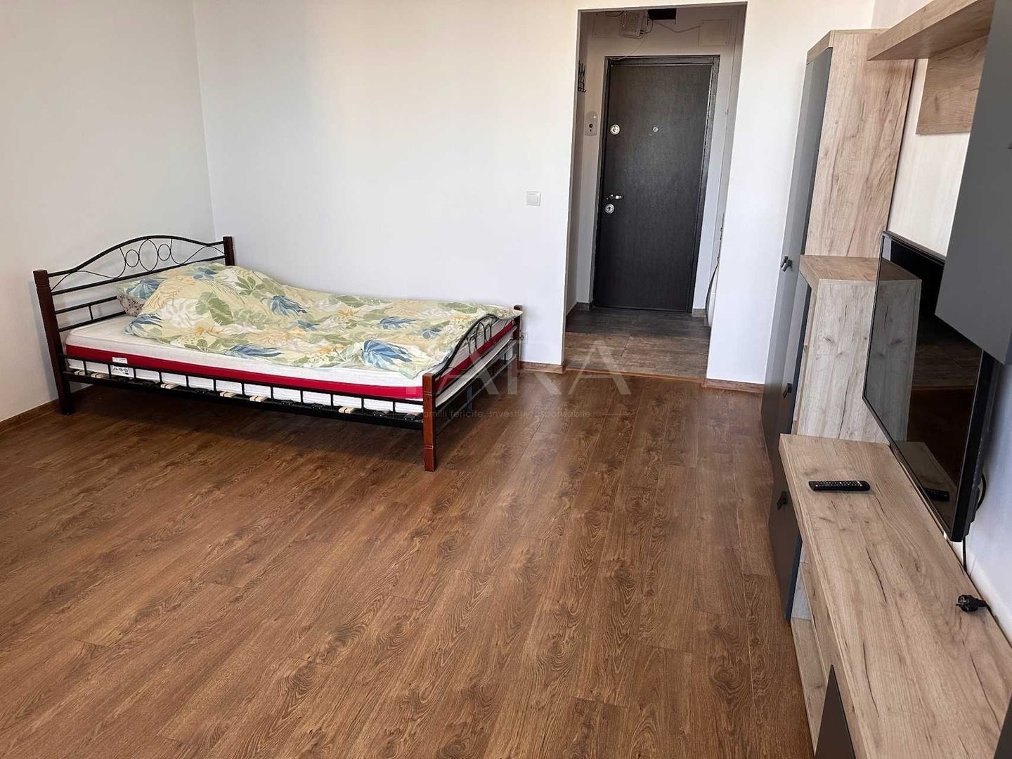 Garsonieră renovată – zona Piata Flora. - Poză 5