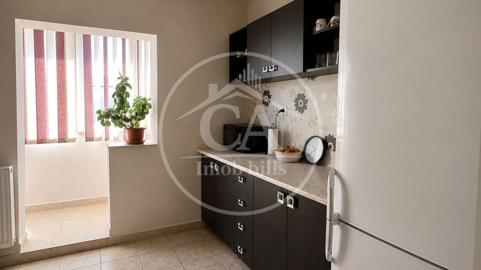 Apartament cu 3 camere de vânzare în zona Rogerius, Oradea - Poză 5