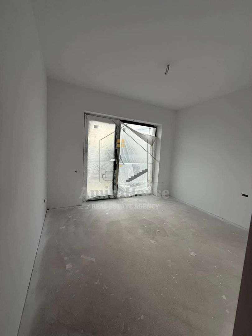 Casa individuala, teren 750 mp, Chinteni cu panorama spre lac - Poză 14